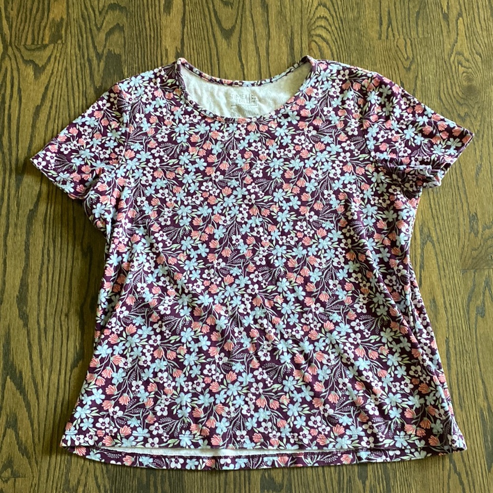 Time and Tru Floral T-shirt
